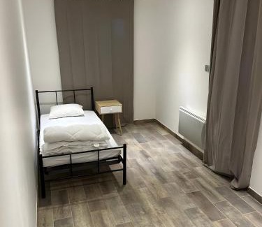 Saint-Martin-des-Fontaines House | Gite les garnes