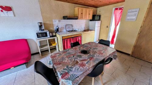 Roquefort-des-Corbieres House | Gite la Capelle Roquefort des Corbières Sigean Narbonne Aude