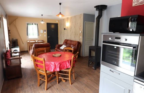 Lavigerie Cottage | Gite Lavigerie, 2 bedrooms, 4 persons