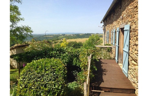 Saint-Andre-de-Najac House | Gite Le Combal, Impregnable View, Heated Pool.