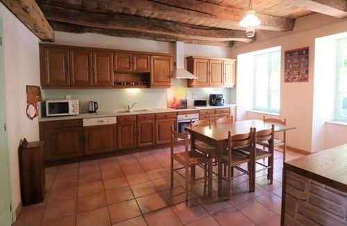 Menet Cottage | Gite Menet, 4 bedrooms, 8 persons