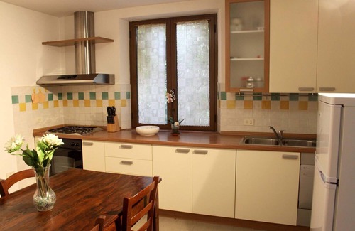 Casciano di Murlo Apartment | Gite Montemirello, with garden and swimming pool