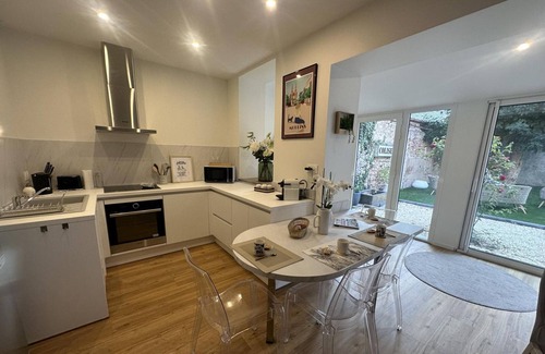 Moulins Cottage | Gite Moulins, 2 bedrooms, 4 persons