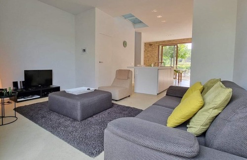 Rieux-Minervois Cottage | Gite Muscat, communal heatable and fenced pool, surrounded by vineyards