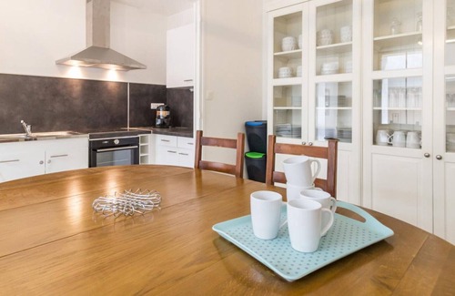 Portbail Cottage | Gite Portbail, 5 bedrooms, 11 persons