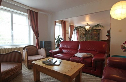 Reville Cottage | Gite Réville, 4 bedrooms, 10 persons