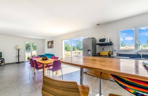 Saint-Andre-de-Cruzieres House | Gite sleeps 8 any comfort with swimming pool south Ardèche