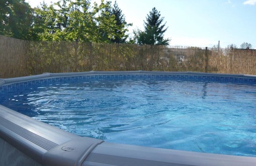 Saint-Pourcain-sur-Sioule Cottage | Gite Saint-Pourçain-sur-Sioule, 4 bedrooms, 9 persons