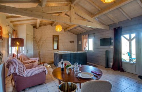 Saint-Cybranet Ski Chalet | gite&spa individuel interieur privé-le bois de la pause-