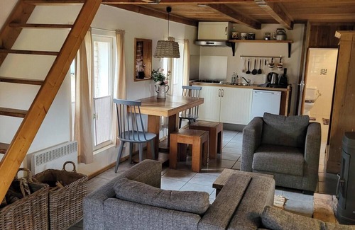 Trezelles Cottage | Gite Tiny on Camping Domaine La Terrasse.