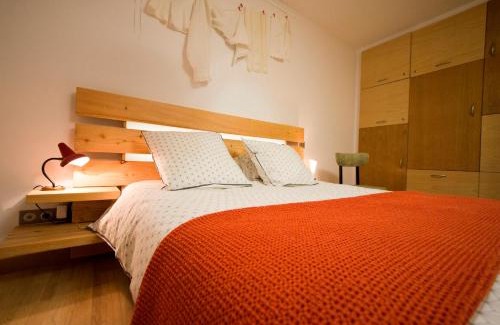Annecy Old Town Apartment | Gite urbain AU 2BIS - Annecy