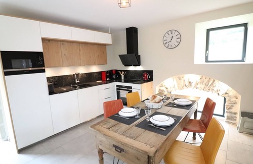 Valette Cottage | Gite Valette, 2 bedrooms, 4 persons