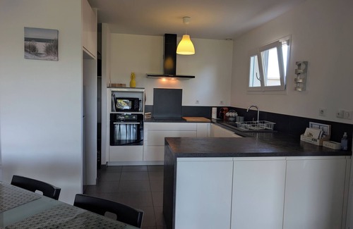 Cussac-Fort-Medoc House | Gîte with heated swimming pool View of vineyards