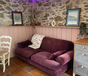 Aleu House | Gites Libellule at Auberge de l'Arac, Bar, Restaurant