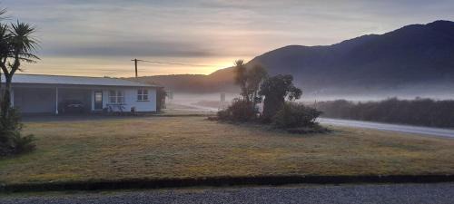 Franz Josef Glacier Hotel | Glacier View Motel