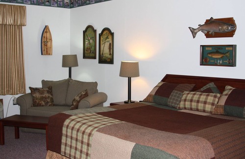 Jamestown Hotel | Gladstone Inn & Suites