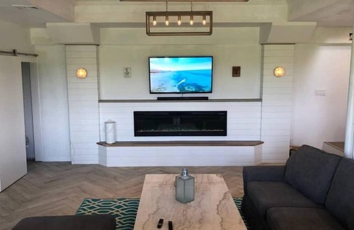 Siasconset Villa | GLAM-Beach House-Ocean Views & Light House Access