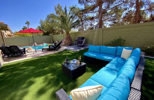 Silverado Ranch House | Glamorous Resort Style Home in Vegas
