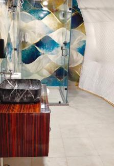 Lansdowne Other | GlampEcho Corbett