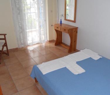 Edipsos Apartment | Glaros Studios