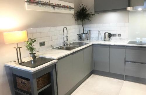 North West Apartment | Glasgow Harbour Clyde Waterfront Apartment