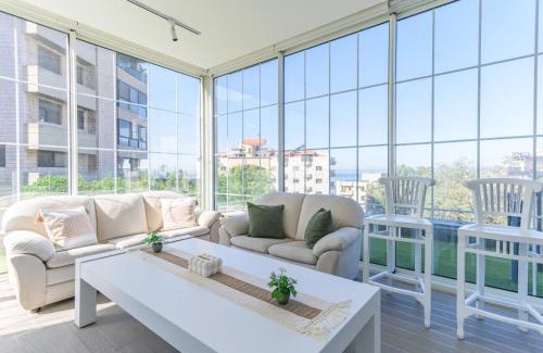 Ghazir Apartment | GlassHaus Rooftop 2-BR W Pool & Terrace in Ghazir