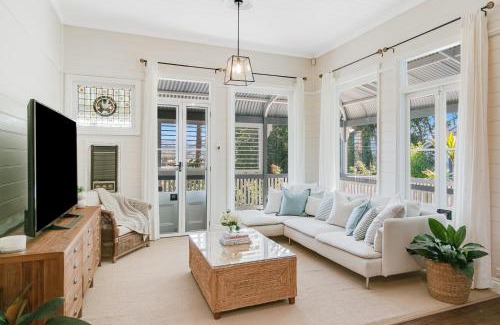 Murwillumbah House | Glenelg Upstairs Residence
