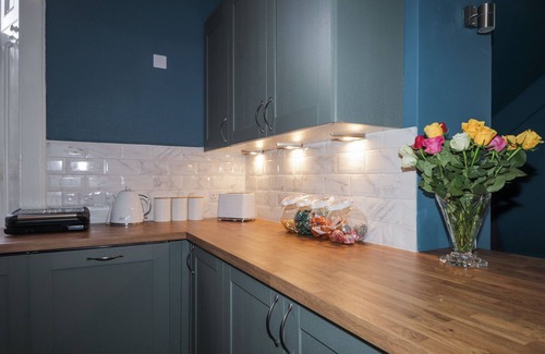 Kingussie House | GLENSPEY, pet friendly, character holiday cottage in Kingussie
