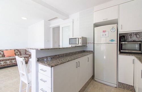 Canet de Berenguer Apartment | Global Properties: Apartment on the beach front, Canet de Berenguer