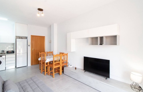 Canet de Berenguer Apartment | Global Properties: Apartment with large terrace in Canet Beach