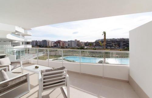 Canet de Berenguer Apartment | Global Properties, Apartamento para 5 personas con terraza y vistas a la piscina