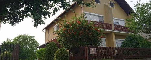 Sormas House | Globus Guesthouse, Vendégház