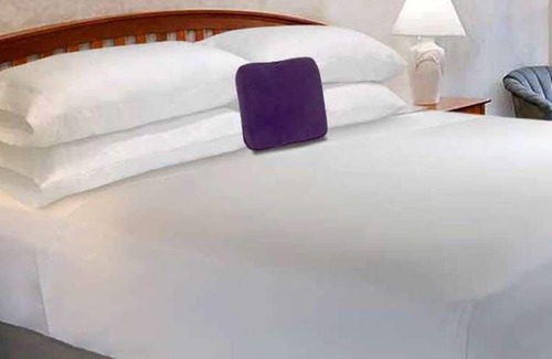 Fairview Hotel | Gloss Mountain Escape! 4 Budget-friendly Units, Free Parking, Pets Allowed