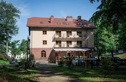 Głuchołazy Bed & Breakfast | Gościniec pod Bukiem