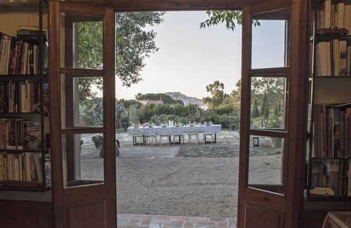 Portoferraio House | Gorgeous art-filled villa facing turquoise sea