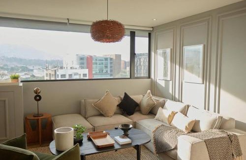 La Aguacatala Apartment | Go Living Suites: Your Medellin Retreat