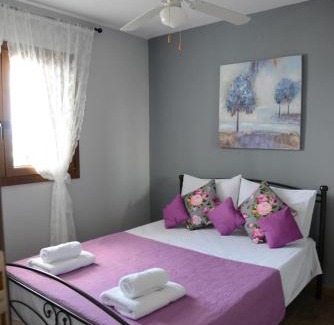 Sourpi Apartment | Goddesses Villa 2 in Nies