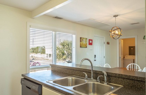 East End House | “Going Coastal” Beachfront Awesome Views