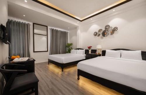 Hue City Centre House | Golden Glow Hue City