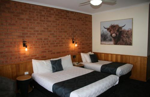 Moama Hotel | Golden River Motor Inn