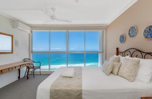 Main Beach Apartment | Golden Sands on the Beach - Absolute Beachfront Apartments
