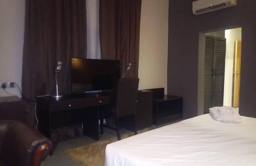Owerri Hotel | GOLDEN TULIP ESSENTIALS OWERRI