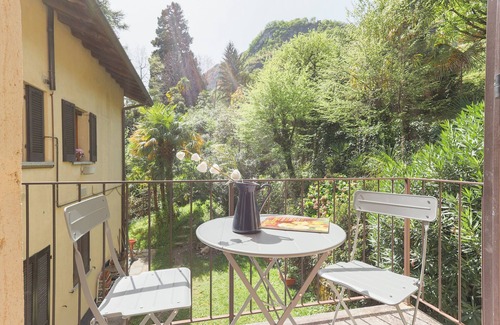 Menaggio Apartment | Golden View