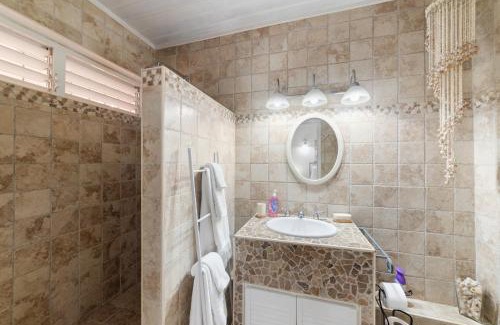 Sunset Crest Apartment | Golden View No 122