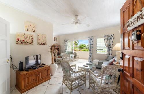 Sunset Crest Apartment | Golden View No 122