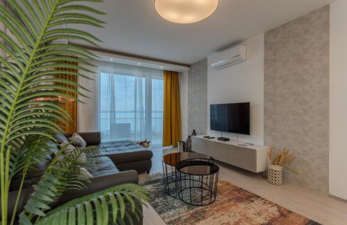 Fonyodliget Apartment | GoldenHills Panorama Apartment