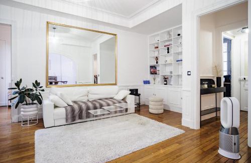 Old Town Apartment | GoldSwan, Chic et Confortable au Coeur de Troyes !