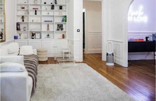 Old Town Apartment | GoldSwan, Chic et Confortable au Coeur de Troyes !