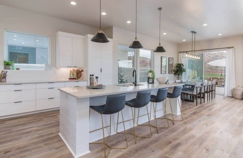 St. George House | Golf Course Views, Private Pool, Hot Tub, Fire Pit