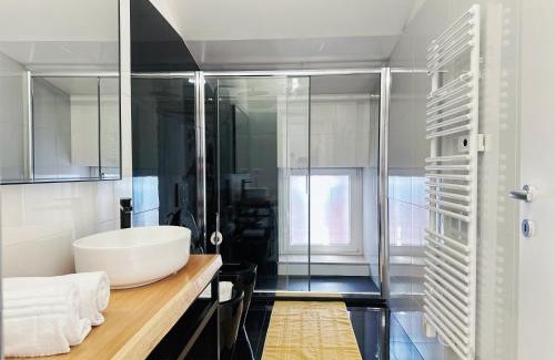 Sud-Ovest Apartment | Golosine 3 - FreeParking - 15min walk 2Fiera - 10min drive 2Center